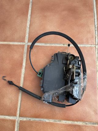 Cerradura Puerta Conductor Lupo