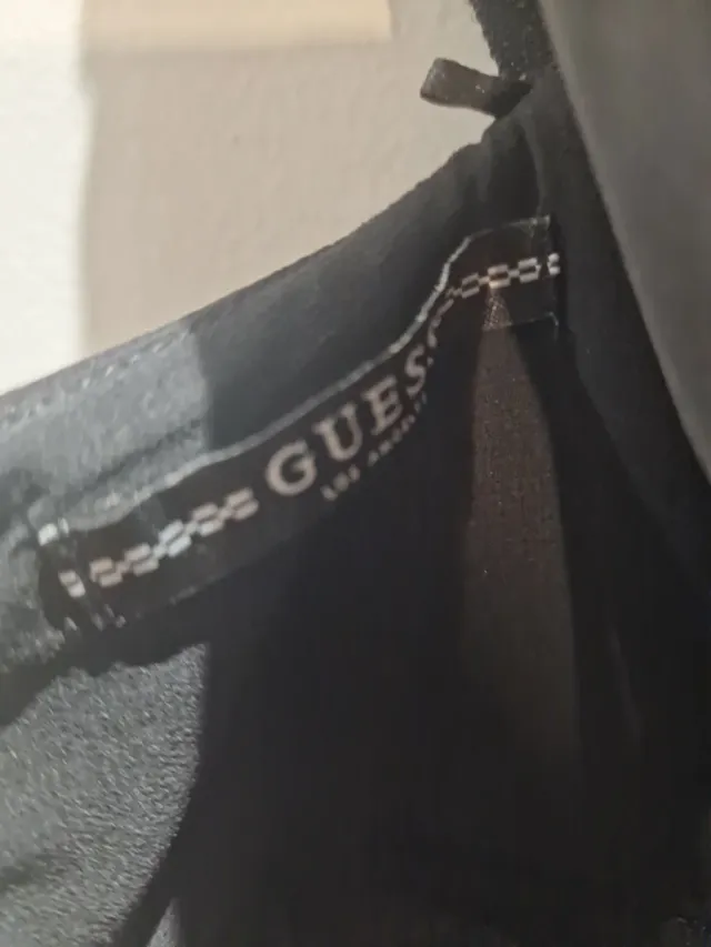 Mono Guess Negro Talla S