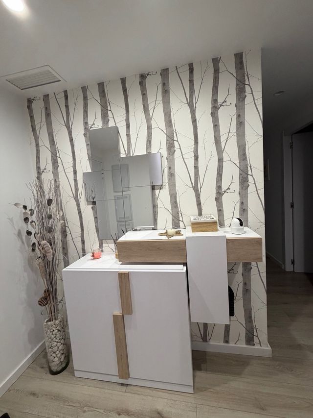 Recibidor completo madera y blanco