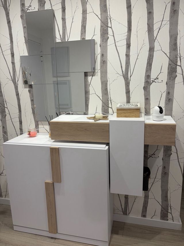 Recibidor completo madera y blanco