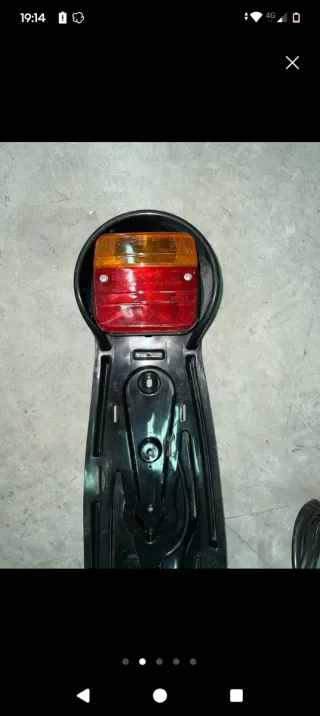 Luces de remolque con portamatrículas