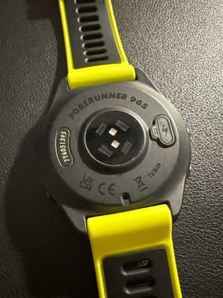 Garmin Forerunner 965 Amarillo