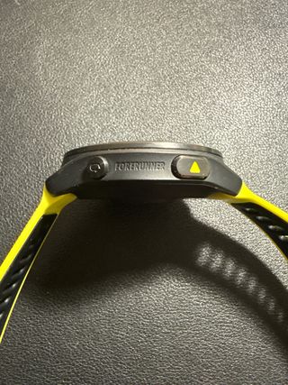Garmin Forerunner 965 Amarillo