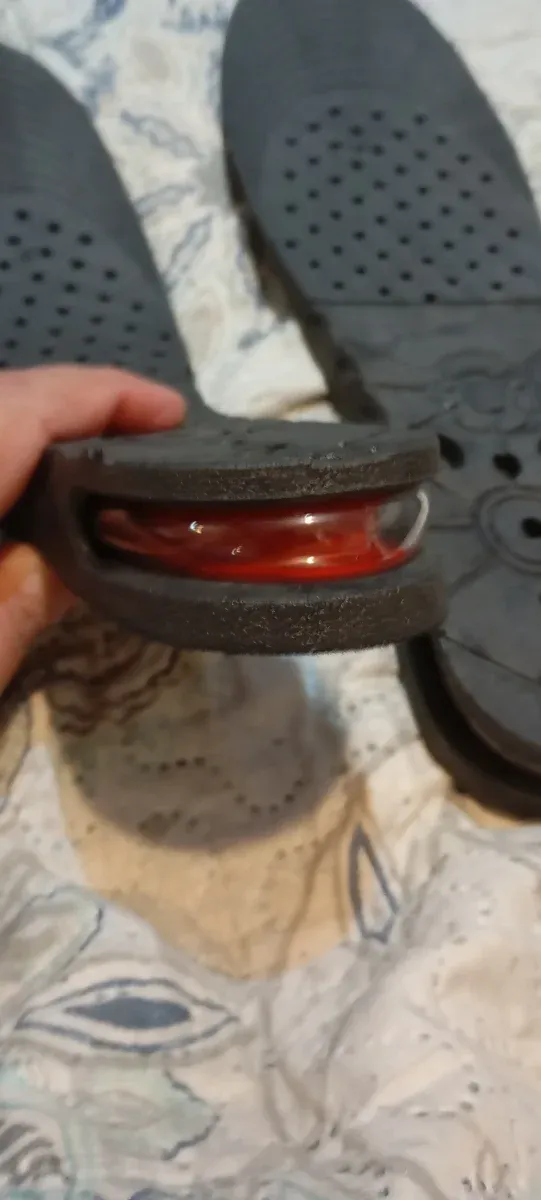 Plantillas y calzas negras