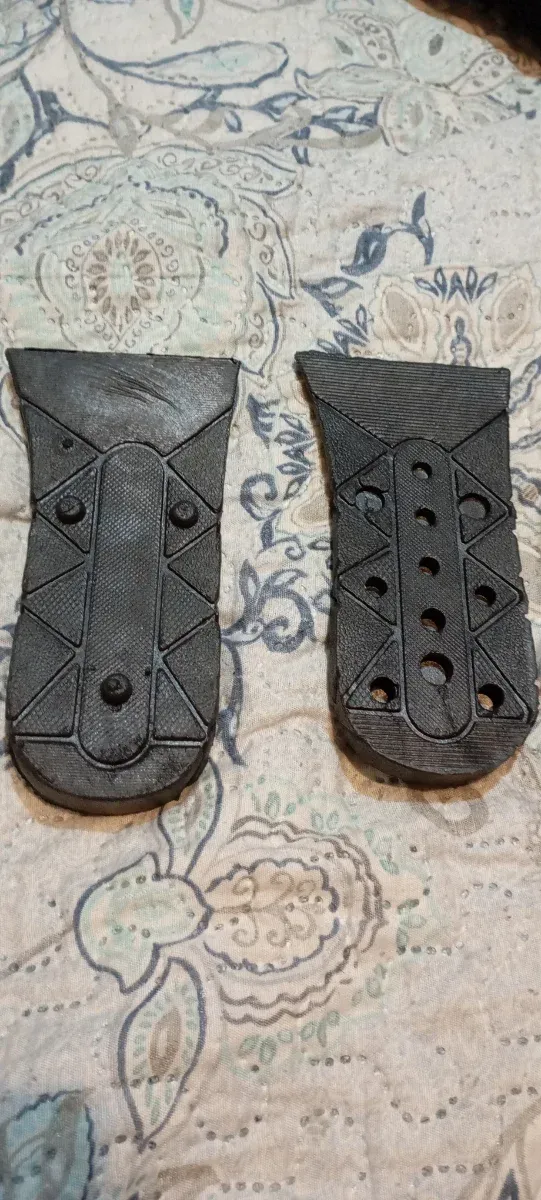 Plantillas y calzas negras