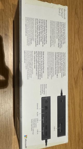 Microsoft Surface Dock 2