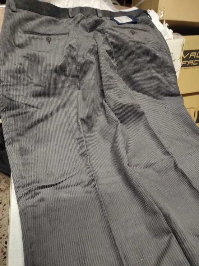 Pantalón pana hombre pinzas gris nuevo