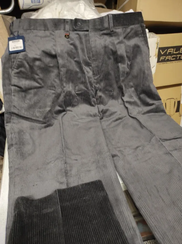 Pantalón pana hombre pinzas gris nuevo