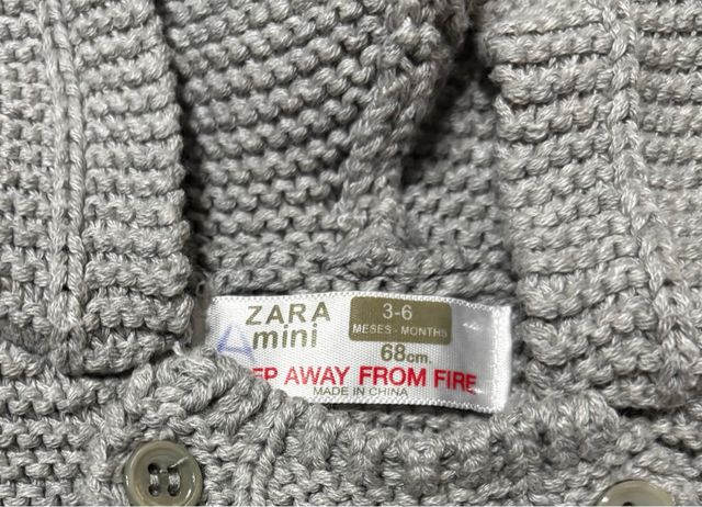 Mono Zara bebé 3-6 meses tejido gris