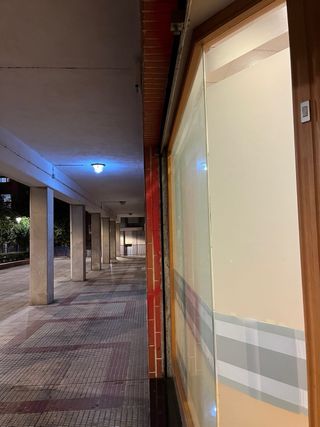 Escaparate cristal seguridad + puerta