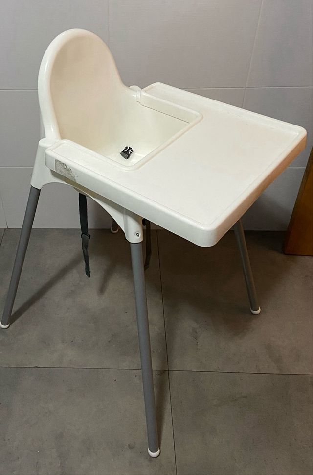 Trona bebé en perfecto estado