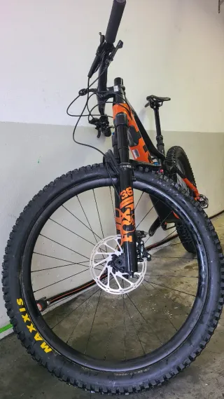 Bicicleta Trek Fuel Ex 9.8 GX Doble Montaña S