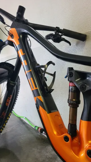 Bicicleta Trek Fuel Ex 9.8 GX Doble Montaña S