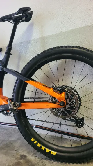 Bicicleta Trek Fuel Ex 9.8 GX Doble Montaña S