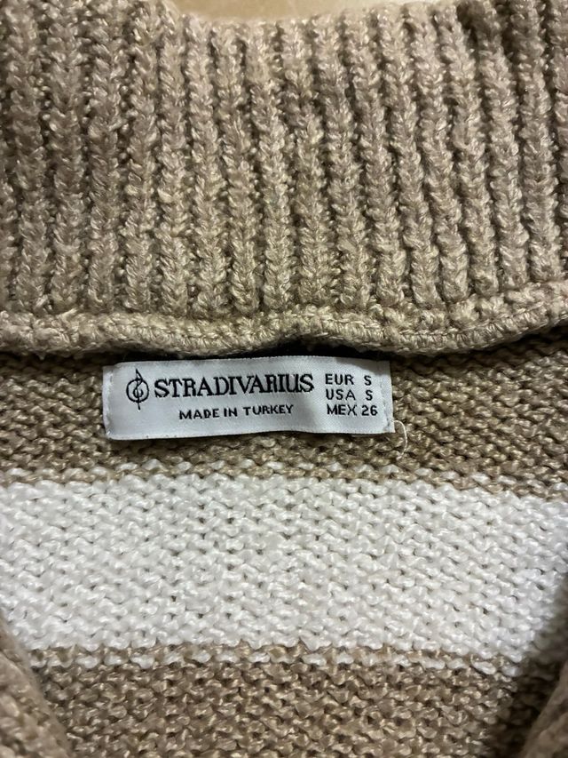 Jersey Stradivarius rayas beige y blanco