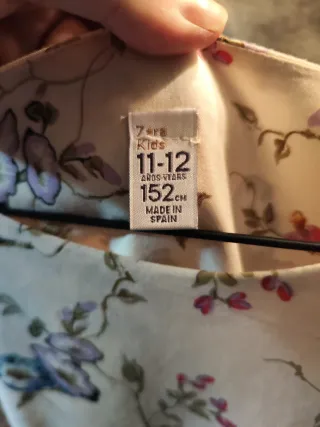 Vestido niña estampado floral 11-12 años. Zara Kid