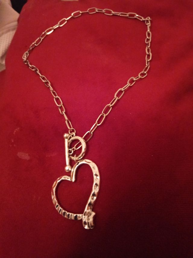 Collar con corazón