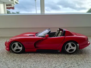 Dodge Viper RT/10 1/18