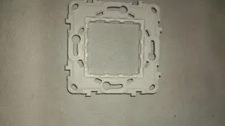 Marco de plástico Schneider Unica NU7002P x20