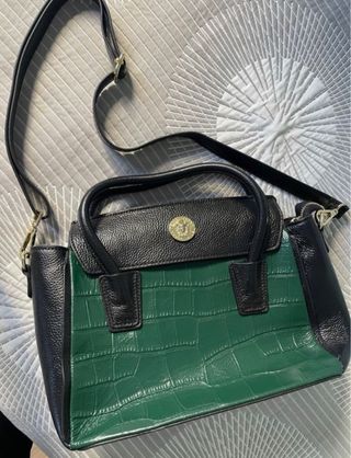 Bolso Teria Yabar Negro y Verde