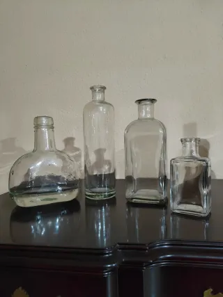 Conjunto botellas vidrio clásicas