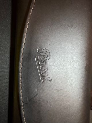 Gafas de sol Persol Negras cristal verdoso.