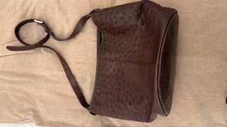 Bolso piel avestruz marrón