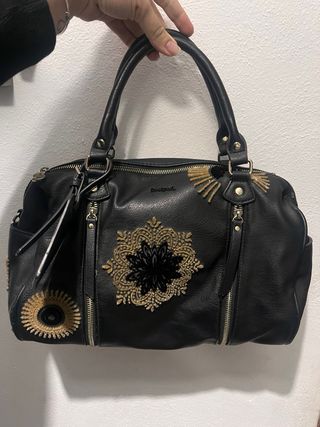 Bolso Desigual Negro Dorado