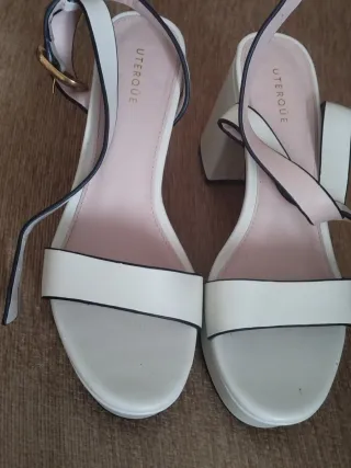 Sandalias Uterqüe Blancas Tacón
