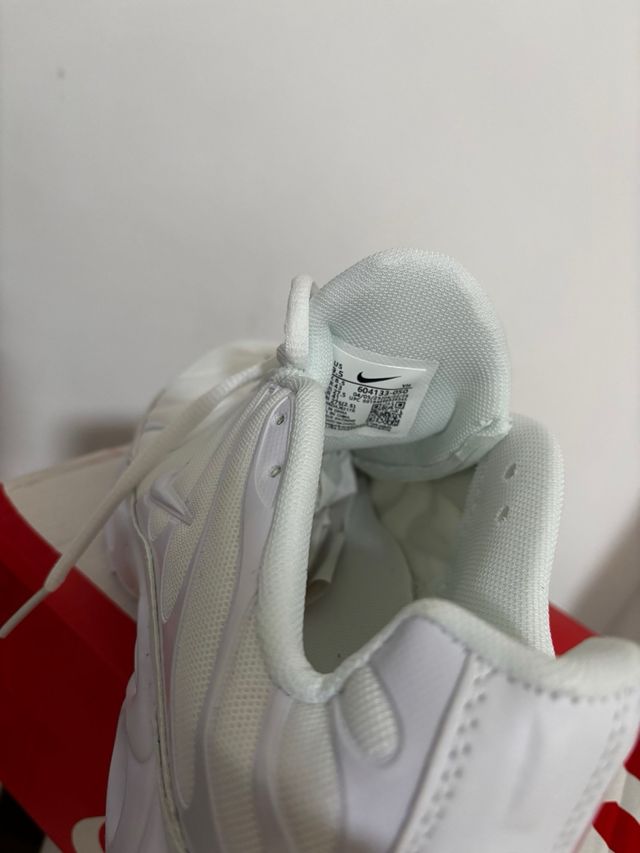 Nike TN Hombre Blancas