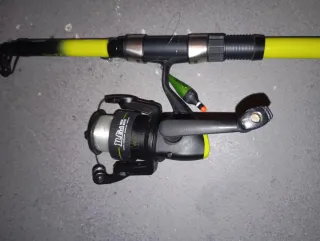 Caña de pescar telescópica