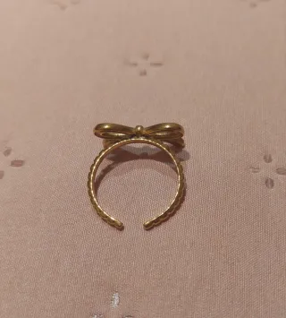 Anillo Lazo Dorado Ajustable