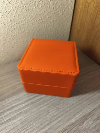 Reloj Messe Dorado y Morado