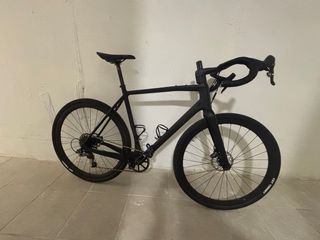 Bicicleta Gravel carbono