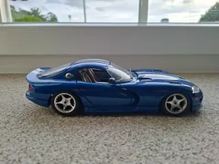 Dodge Viper GTS 1/18
