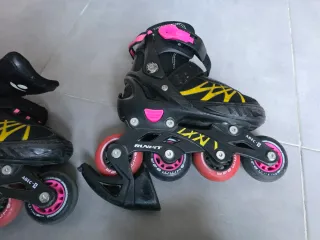 Patines en línea infantiles negros y rosas