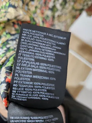 Blusa H&M floral manga larga