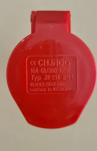 Enchufe industrial rojo y blanco