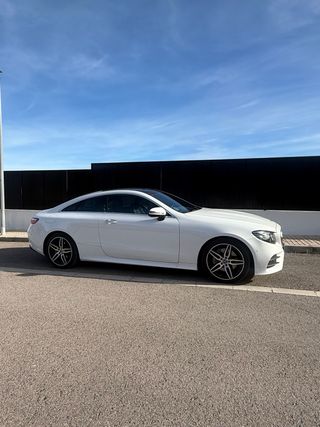 Mercedes-Benz Clase E Coupe 220 AMG