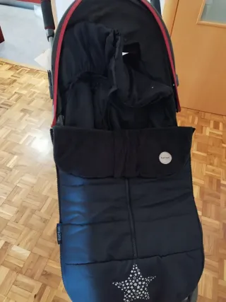 Silla de paseo Maclaren Quest roja