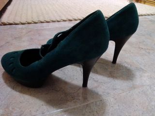 Zapatos de ante verde turquesa de tacón