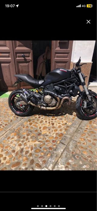 Ducati Monster 821Dark limitada en papeles para A2
