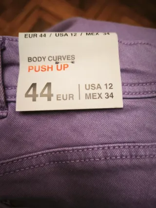 Pantalón Zara Morado Talla 44 Nuevo con Etiqueta