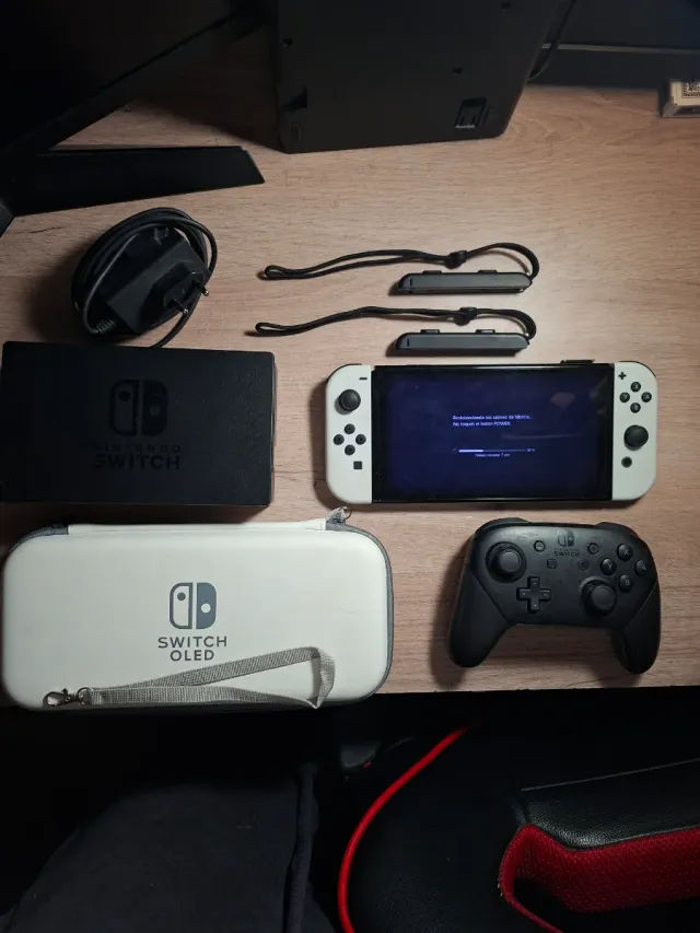 Nintendo Switch OLED Blanca y Negra