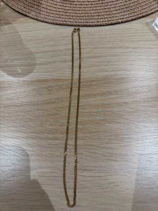 Cadena plana plata dorada