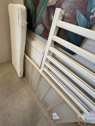 Cuna de madera blanca IKEA