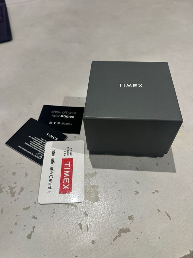 Reloj Timex Waterbury Plata y Azul