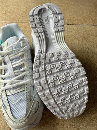 Nike P6000 Mujer Blancas
