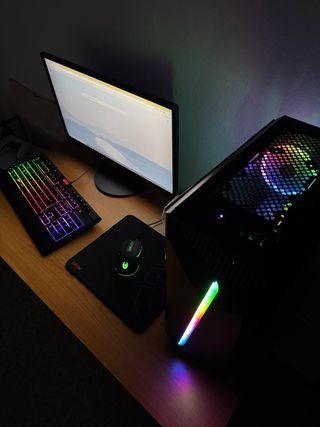 PC Gaming. Intel(R) Core(TM) i5-11400 + GTX 1650