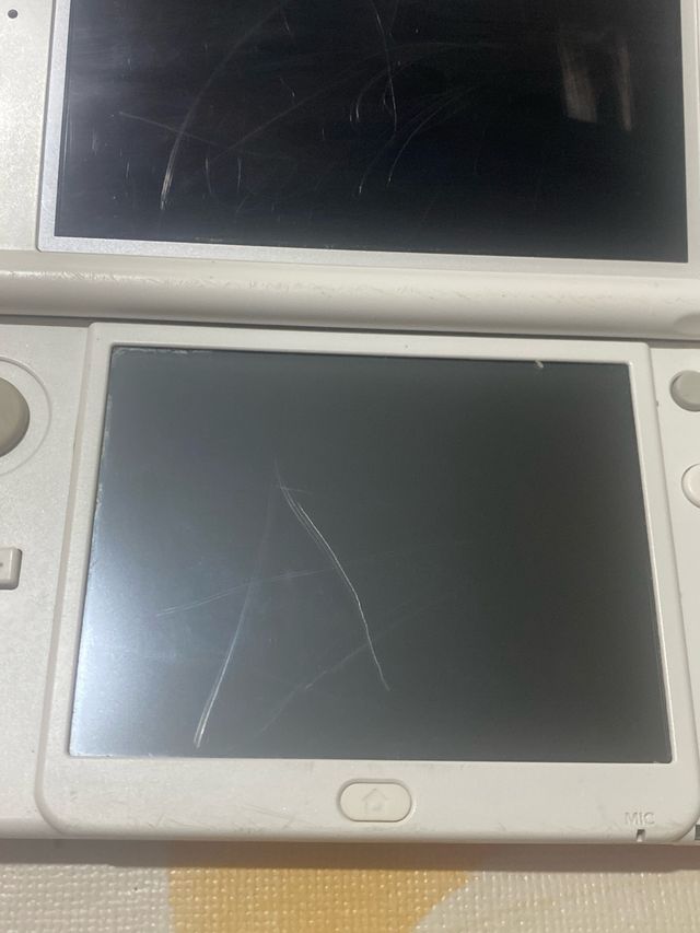 New Nintendo 3DS Rosa con Cargador